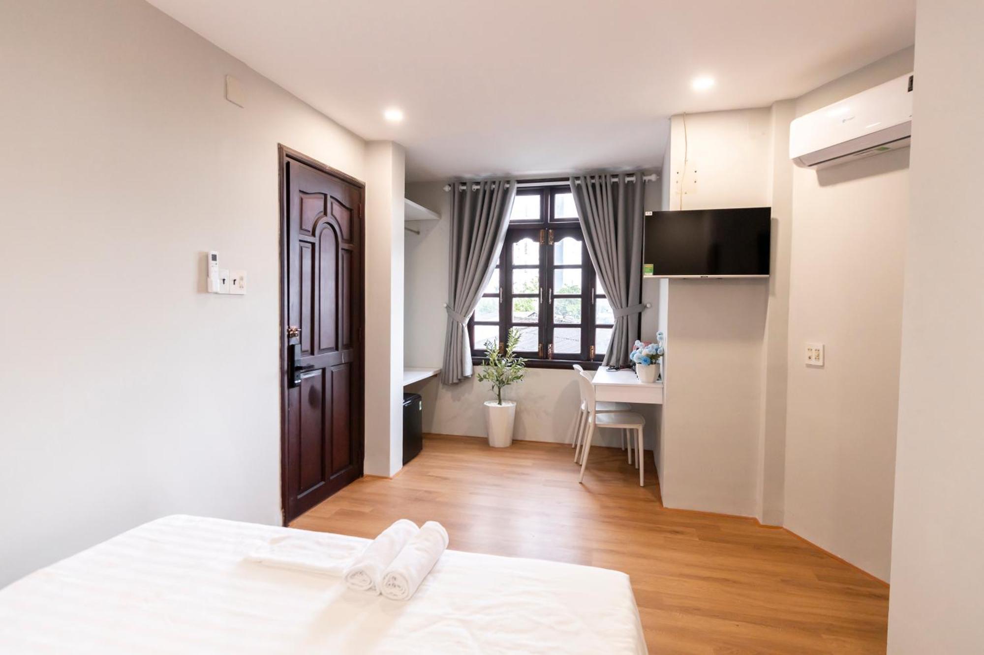 Cosmos Hotel Nha Trang By Ht Exterior photo