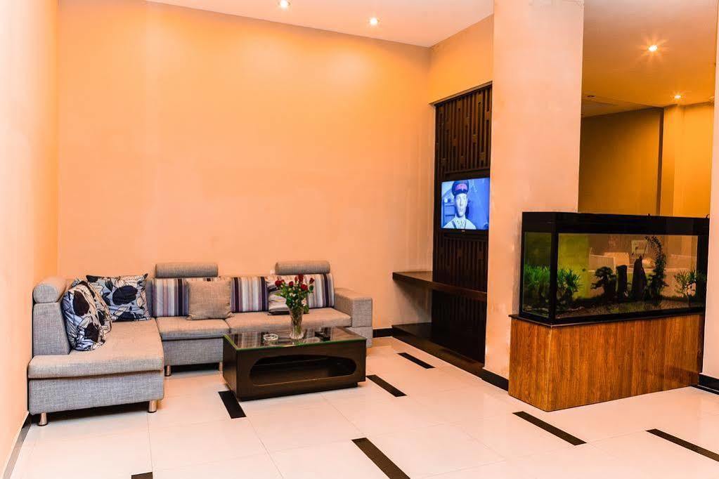 Cosmos Hotel Nha Trang By Ht Exterior photo